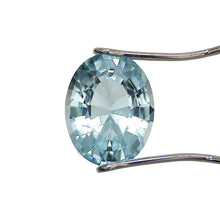 Load image into Gallery viewer, Aquamarine, 2.34ct, Oval Cut
