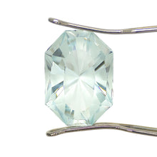 Load image into Gallery viewer, Aquamarine, 6.49ct, Emerald Mixed Cut