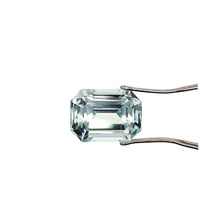 Load image into Gallery viewer, Aquamarine, 6.72ct Emerald Cut
